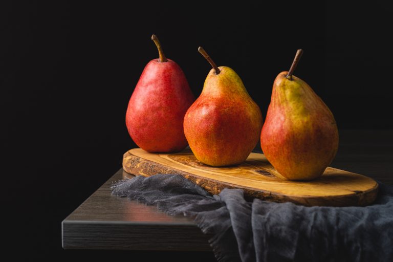 pears-black-backdrop